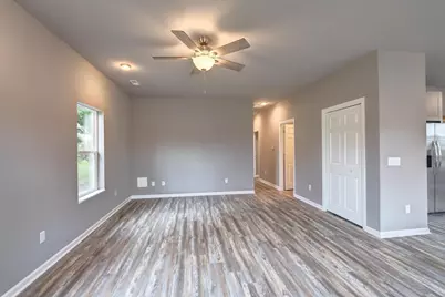 606 W Delavan Drive, Janesville, WI 53548 - Photo 6