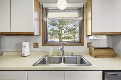 125 Cameo Lane, Madison, WI 53714 - Photo 12