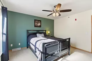 14 S Gardens Way, Fitchburg, WI 53711 - Photo 16