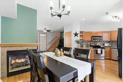 14 S Gardens Way, Fitchburg, WI 53711 - Photo 2