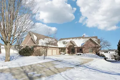 1613 Hidden Hill Drive, Verona, WI 53593 - Photo 6