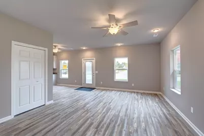 620 W Delavan Drive, Janesville, WI 53548 - Photo 8