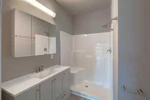 620 W Delavan Dr, Janesville, WI 53548 - Photo 18