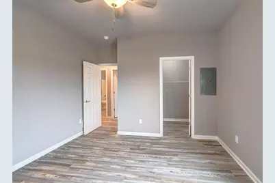 620 W Delavan Drive, Janesville, WI 53548 - Photo 16