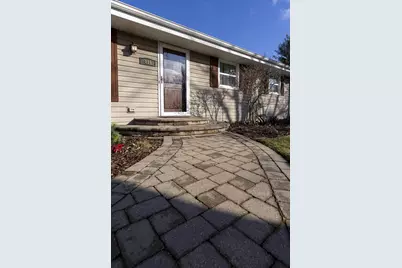 416 Colby Court, Janesville, WI 53546 - Photo 2