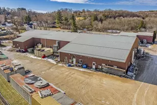 1002 Academy St, Elroy, WI 53929 - Photo 6