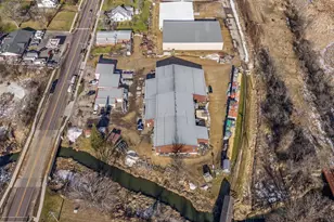 1002 Academy St, Elroy, WI 53929 - Photo 14