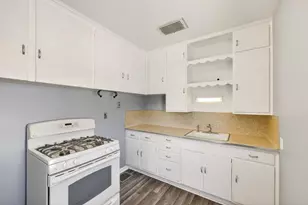 1739 Tremont Dr, Beloit, WI 53511 - Photo 12