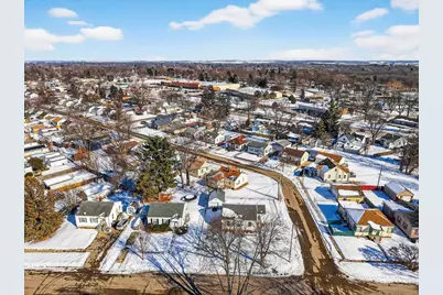 1739 Tremont Drive, Beloit, WI 53511 - Photo 40