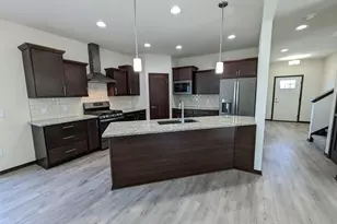 4816 Romaine Rd, Fitchburg, WI 53711 - Photo 4