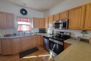 827 Sutherland Ave, Janesville, WI 53545 - Photo 14