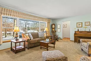 3708 Bee Ln, Beloit, WI 53511 - Photo 8