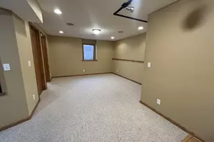 6692 W Thornapple Dr, Janesville, WI 53548 - Photo 44