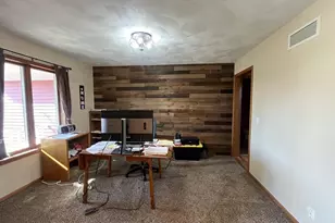 6692 W Thornapple Dr, Janesville, WI 53548 - Photo 30