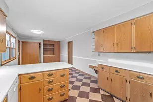 126 Ellickson St, Arlington, WI 53911 - Photo 8