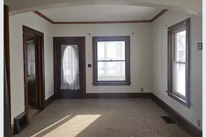 153 W Charles Street, Markesan, WI 53946 - Photo 8