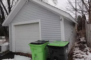 153 W Charles St, Markesan, WI 53946 - Photo 4