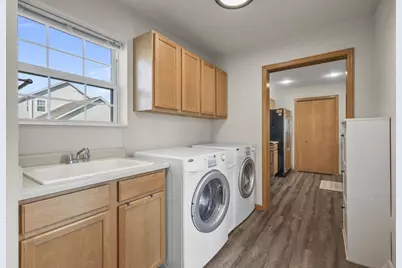 1287 Independence Way, Sun Prairie, WI 53590 - Photo 12