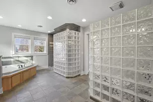 155 Prairie Ave, Prairie Du Sac, WI 53578 - Photo 36