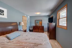 2718 Hilltop Dr, Sun Prairie, WI 53590 - Photo 20