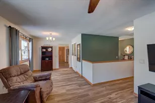 2718 Hilltop Dr, Sun Prairie, WI 53590 - Photo 12