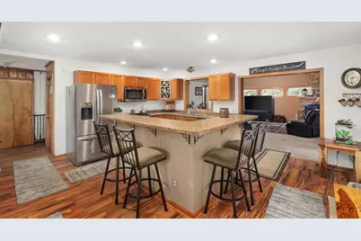 1713 E Howard Drive, Edgerton, WI 53534 - Photo 4