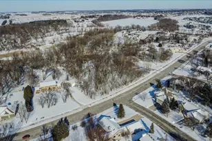 1275 McMahon Dr, Sun Prairie, WI 53590 - Photo 60