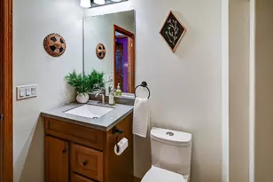 1275 McMahon Dr, Sun Prairie, WI 53590 - Photo 32