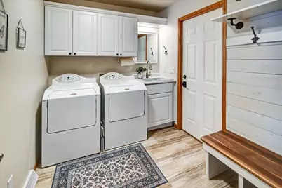 1275 McMahon Drive, Sun Prairie, WI 53590 - Photo 12
