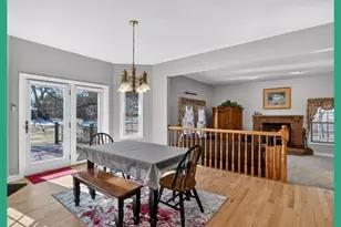 3545 Orvold Park Dr, Mcfarland, WI 53558 - Photo 8