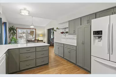 516 Woodvale Drive, DeForest, WI 53532 - Photo 18