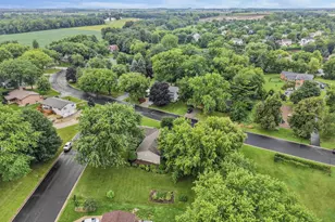 516 Woodvale Dr, DeForest, WI 53532 - Photo 54