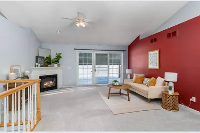 3155 Selkirk Drive, Sun Prairie, WI 53590 - Photo 4