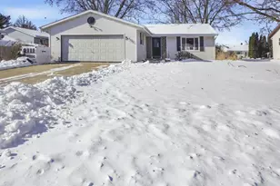 2111 Browning Dr, Janesville, WI 53546 - Photo 6
