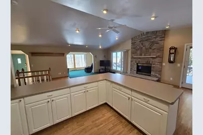 N6333 Suburban Heights Road, Pardeeville, WI 53954 - Photo 8