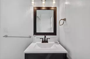 1025 10th St, Beloit, WI 53511 - Photo 32