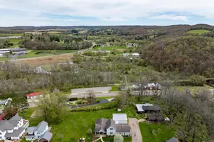 207 Spring St, Elroy, WI 53929 - Photo 62