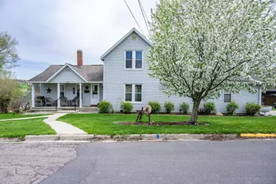 207 Spring Street, Elroy, WI 53929 - Photo 2