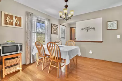 1002 Cherrywood Drive, Waukesha, WI 53188 - Photo 8