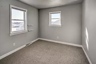 204 S Musket Ridge Dr, Sun Prairie, WI 53590 - Photo 30