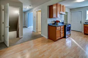 204 S Musket Ridge Dr, Sun Prairie, WI 53590 - Photo 12