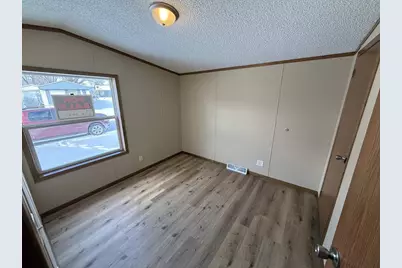 404 Lincoln Avenue #6, Reeseville, WI 53579 - Photo 8