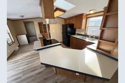 404 Lincoln Avenue #6, Reeseville, WI 53579 - Photo 2