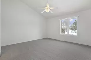 9106 Waterside St, Middleton, WI 53562 - Photo 16