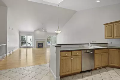 9106 Waterside Street, Middleton, WI 53562 - Photo 10