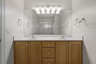 9106 Waterside St, Middleton, WI 53562 - Photo 20