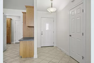 9106 Waterside Street, Middleton, WI 53562 - Photo 8