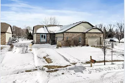 9106 Waterside Street, Middleton, WI 53562 - Photo 2