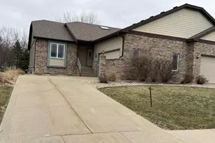 9106 Waterside St, Middleton, WI 53562 - Photo 2