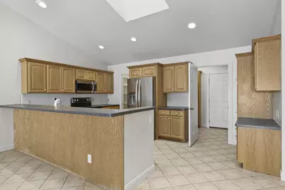 9106 Waterside Street, Middleton, WI 53562 - Photo 8